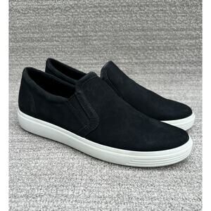 ECCO Slip-On Black Leather Sneaker Women's Size 10-10.5 US